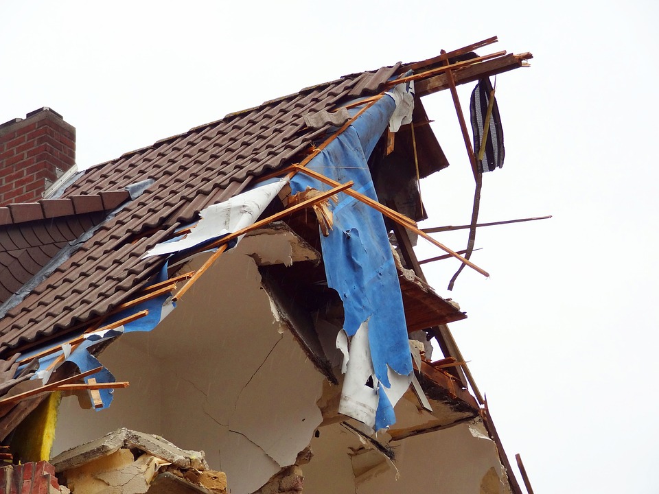 低気圧　釧路町では住宅の屋根飛ばされる